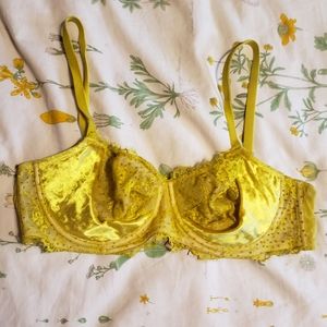 Victoria's Secret Demi Bra